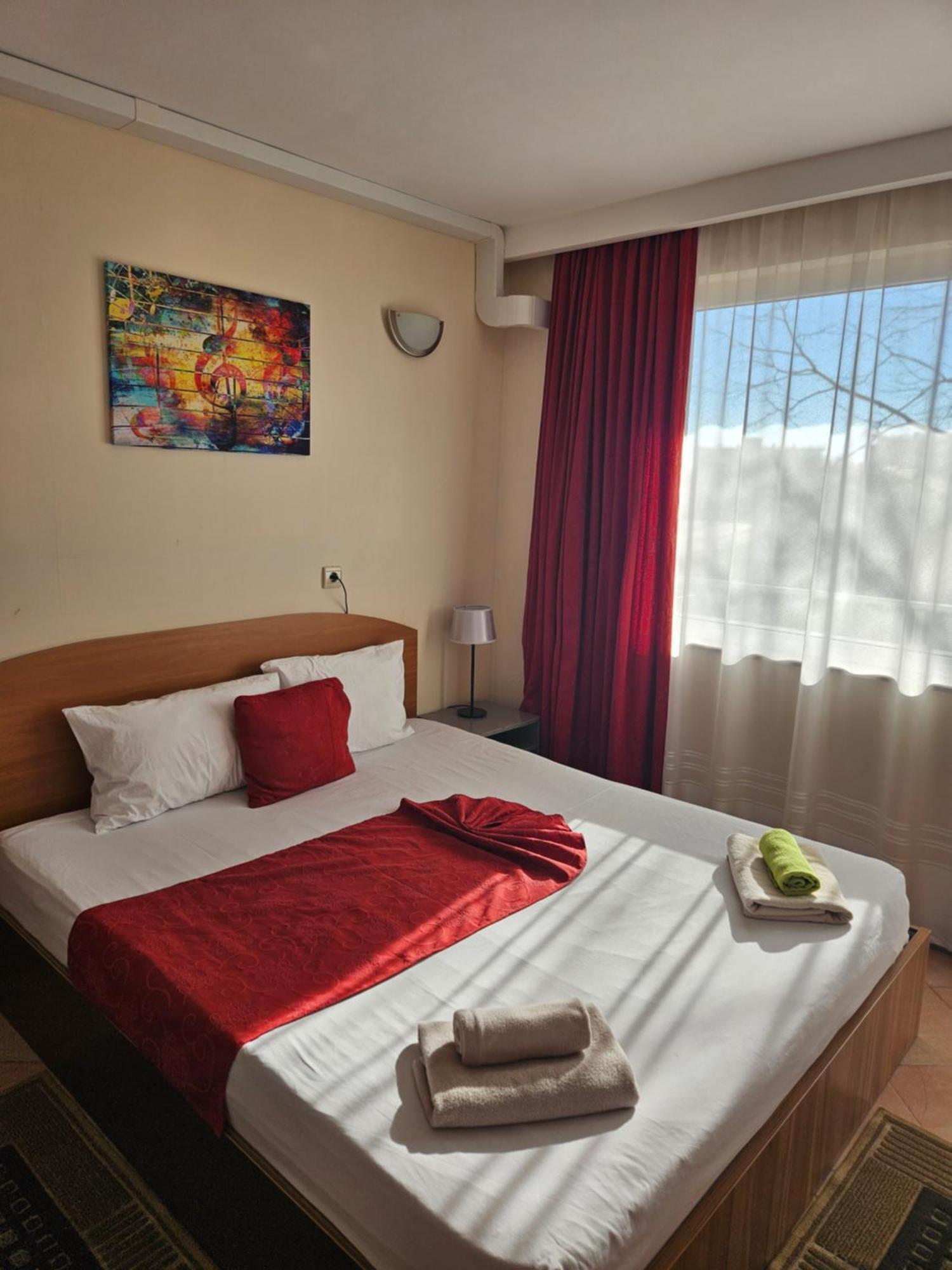 Paralax Hotel Varna Exterior photo